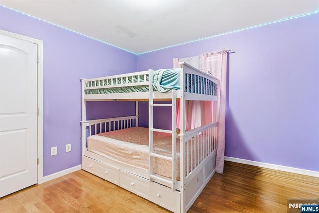 486 4th Street, Newark, NJ 07107