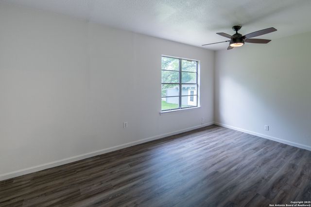 526 Cypress, Mcqueeney, TX 78123
