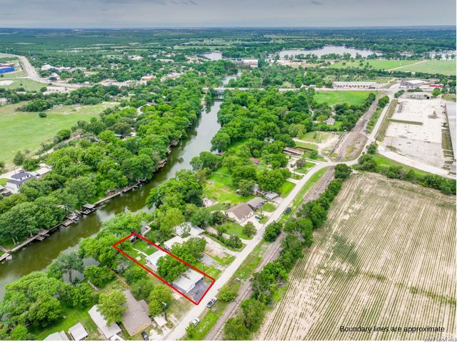 526 Cypress, Mcqueeney, TX 78123