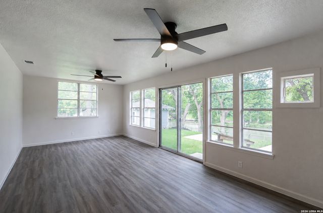 526 Cypress, Mcqueeney, TX 78123