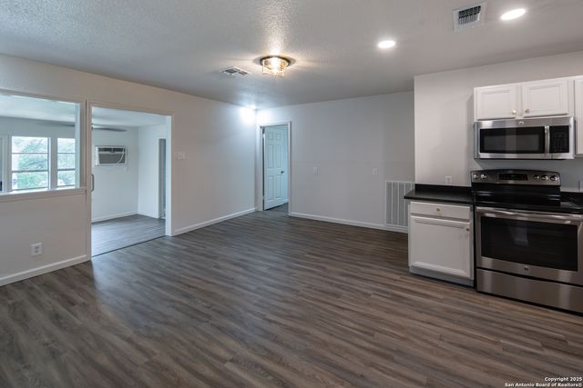 526 Cypress, Mcqueeney, TX 78123