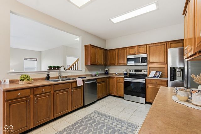 10182 Orange Blossom Trail, Fishers, IN 46038