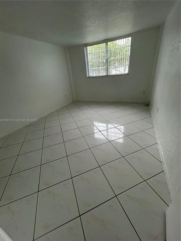 14180 SW 84th St 208-G, Miami, FL 33183