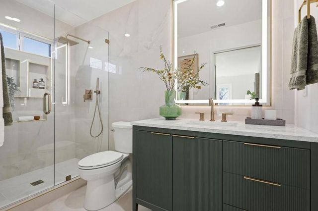 3234 Hoover Street, Redwood City, CA 94063