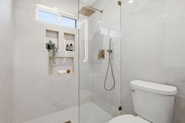 3234 Hoover Street, Redwood City, CA 94063