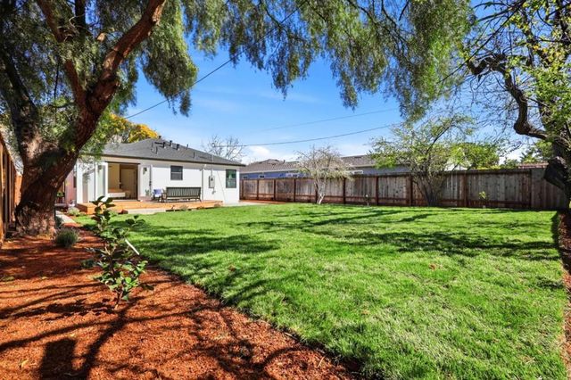 3234 Hoover Street, Redwood City, CA 94063