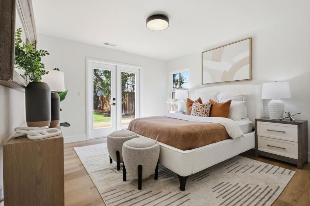 Image 14 of property listing at 3234 Hoover Street, Redwood City, CA 94063