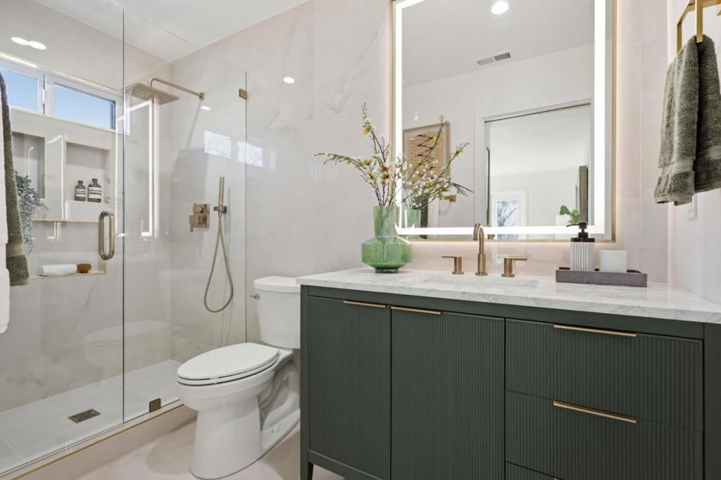 Image 20 of property listing at 3234 Hoover Street, Redwood City, CA 94063