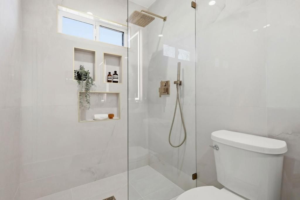 Image 21 of property listing at 3234 Hoover Street, Redwood City, CA 94063