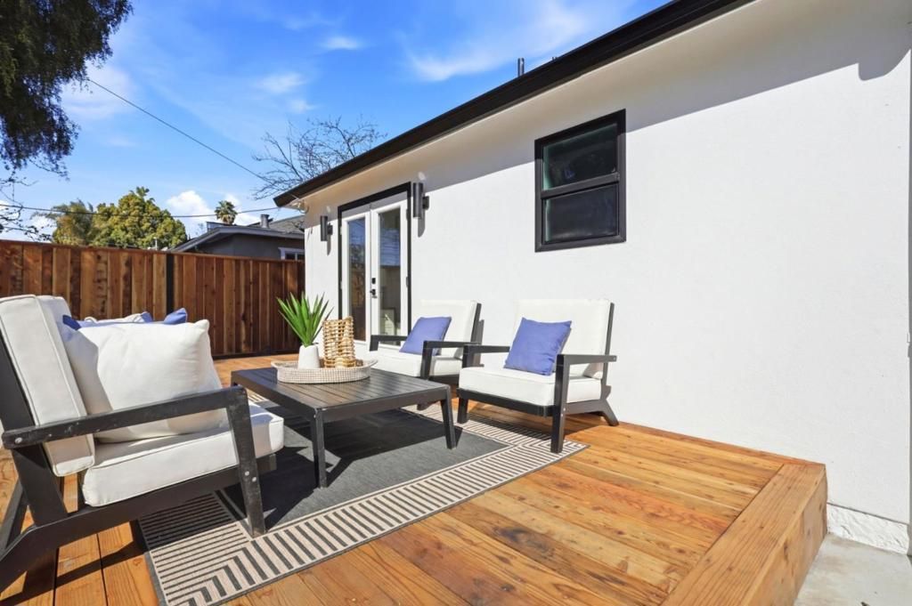 Image 27 of property listing at 3234 Hoover Street, Redwood City, CA 94063