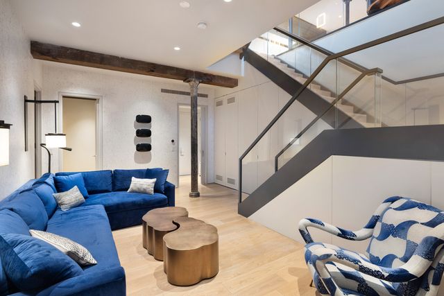 25 Mercer St Ph, New York City, NY 10013