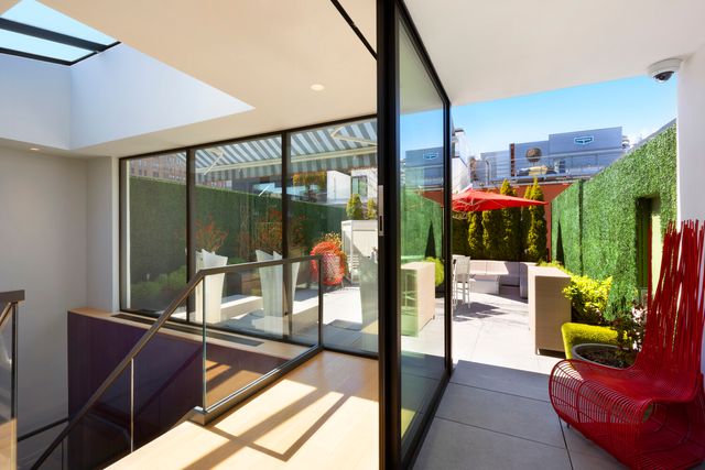 25 Mercer St Ph, New York City, NY 10013