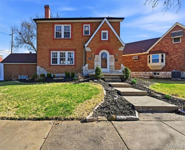 6427 Winona Avenue, St Louis, MO 63109