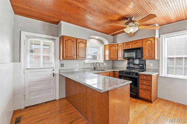 6427 Winona Avenue, St Louis, MO 63109