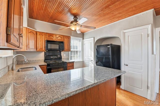 6427 Winona Avenue, St Louis, MO 63109