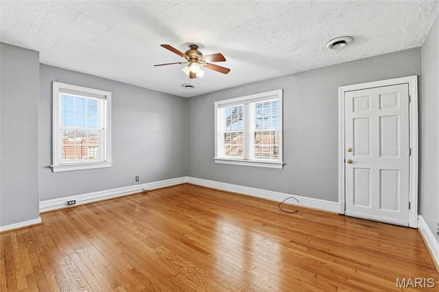 6427 Winona Avenue, St Louis, MO 63109