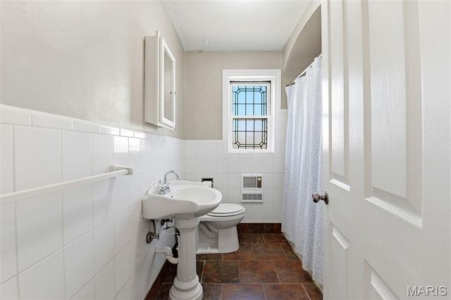 6427 Winona Avenue, St Louis, MO 63109