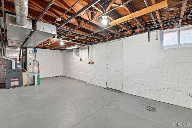 6427 Winona Avenue, St Louis, MO 63109