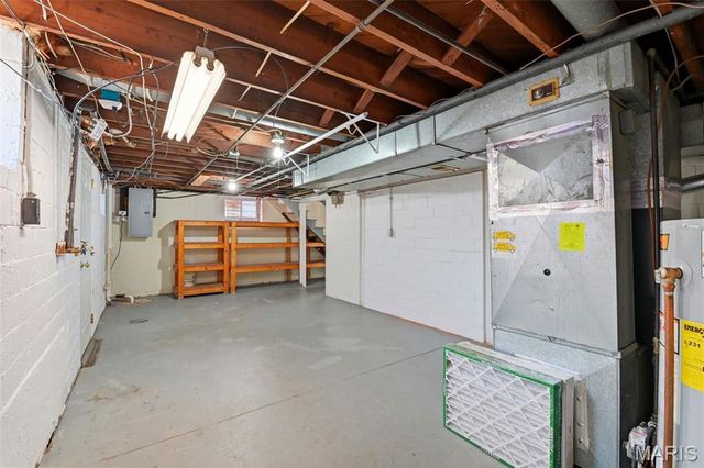 6427 Winona Avenue, St Louis, MO 63109