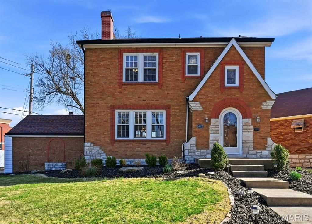 6427 Winona Avenue, St Louis, MO 63109