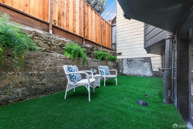 1740 Larkin Street, San Francisco, CA 94109