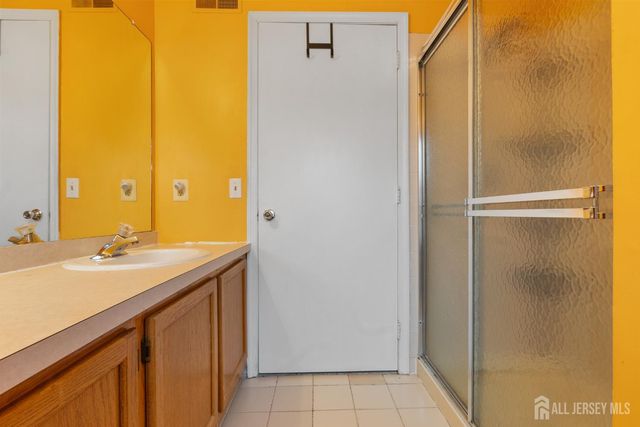 415 Plymouth Road, North Brunswick, NJ 08902