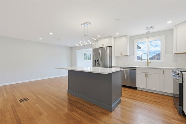 84 Scotland St, West Bridgewater, MA 02379