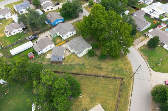 6429 S Keystone St, Haysville, KS 67217