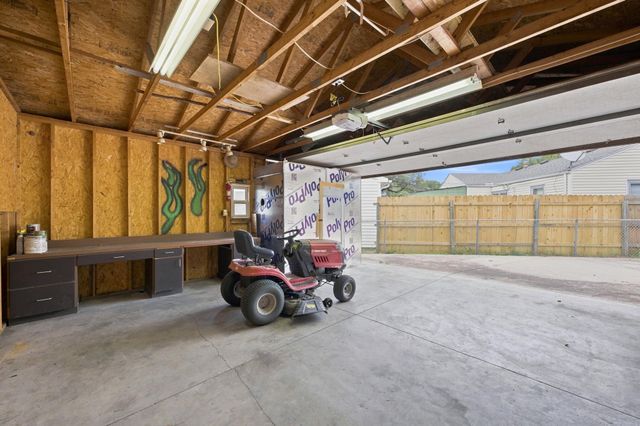 6429 S Keystone St, Haysville, KS 67217