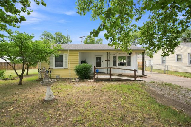 6429 S Keystone St, Haysville, KS 67217