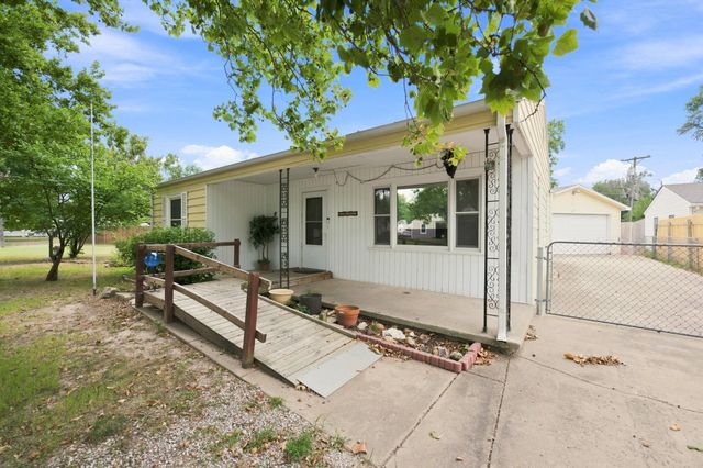 6429 S Keystone St, Haysville, KS 67217