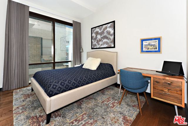 655 S Hope Street 1205, Los Angeles, CA 90017