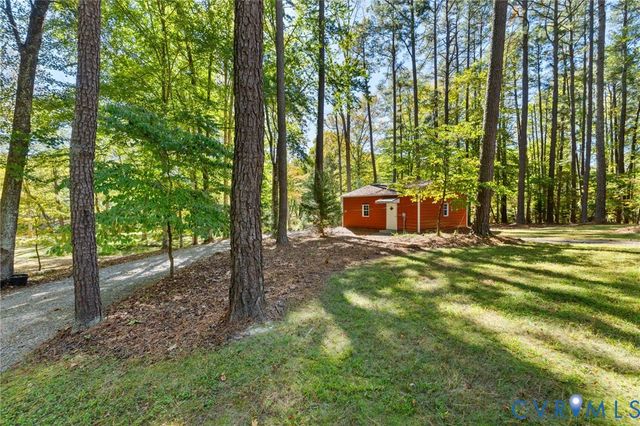 104 Petersburg Rd, Powhatan, VA 23139