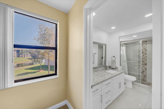 2704 NW 104th Avenue 210, Sunrise, FL 33322