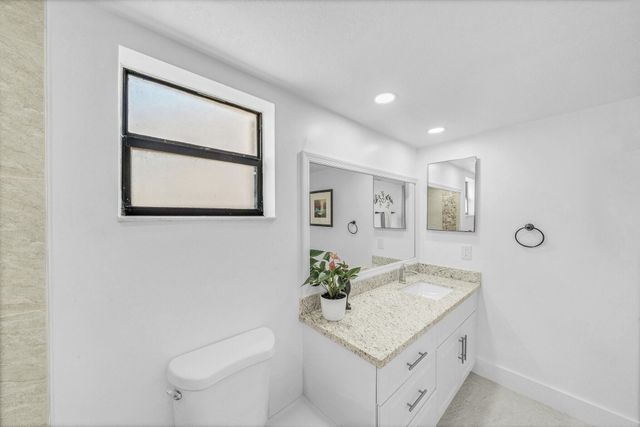 2704 NW 104th Avenue 210, Sunrise, FL 33322