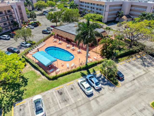 2704 NW 104th Avenue 210, Sunrise, FL 33322