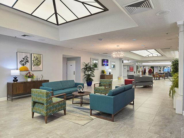 2704 NW 104th Avenue 210, Sunrise, FL 33322