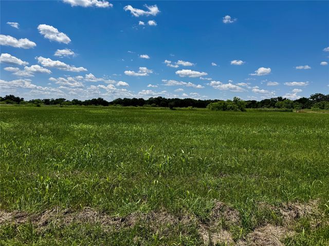 596 Southridge Drive, Mineral Wells, TX 76067