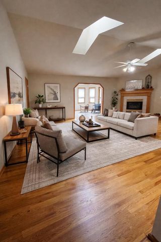 612 Westlawn Drive, Cottage Grove, WI 53527
