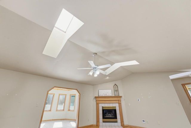 612 Westlawn Drive, Cottage Grove, WI 53527