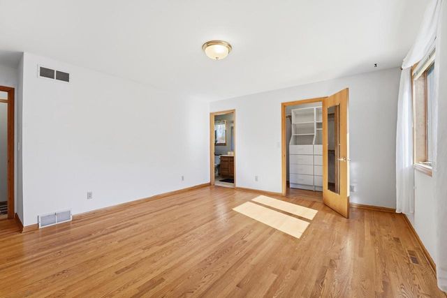 612 Westlawn Drive, Cottage Grove, WI 53527