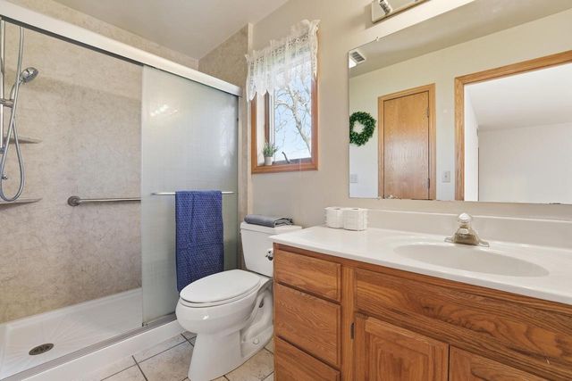 612 Westlawn Drive, Cottage Grove, WI 53527