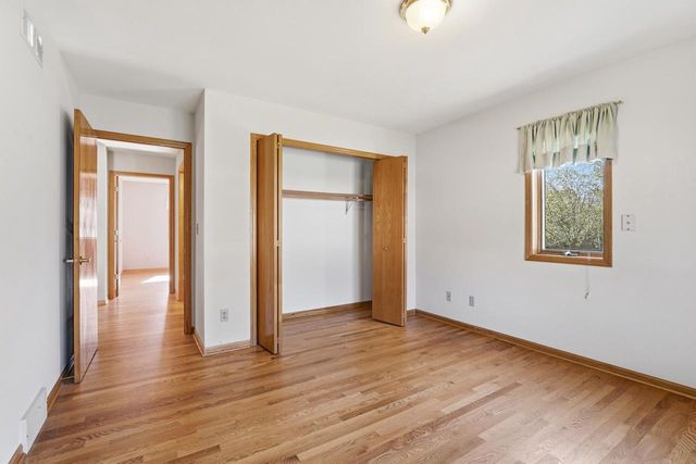 612 Westlawn Drive, Cottage Grove, WI 53527