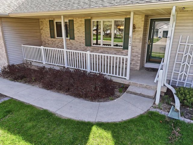 612 Westlawn Drive, Cottage Grove, WI 53527