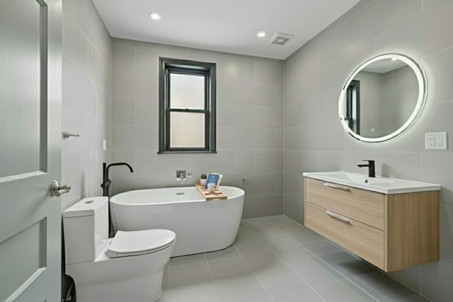 7859 S Eggleston Avenue, Chicago, IL 60620