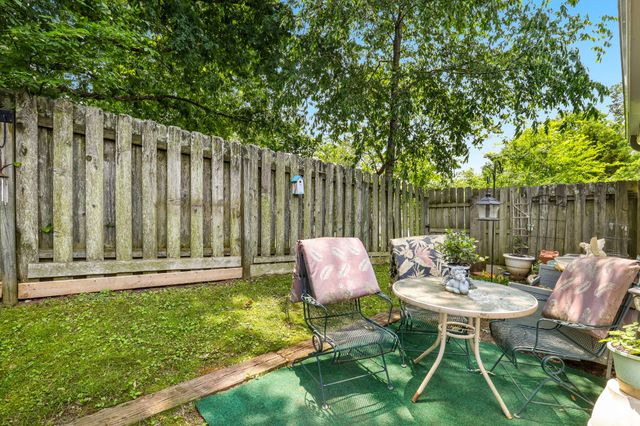 101 Pepper Grove Ave, Springfield, TN 37172