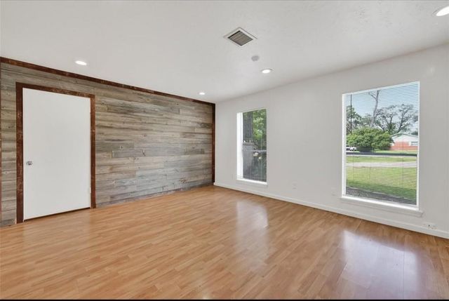 16219 Amcreek Road, Houston, TX 77068