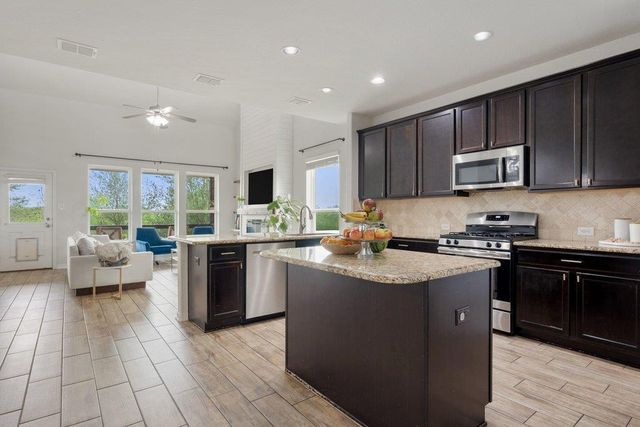 6809 Concho CRK, Schertz, TX 78108