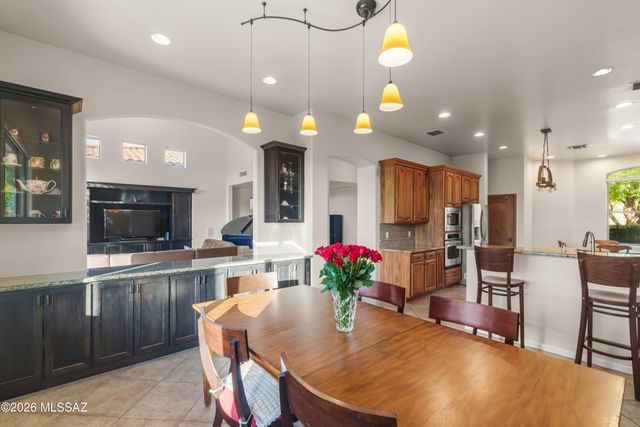 3463 E Corte Paloma Brava, Tucson, AZ 85718