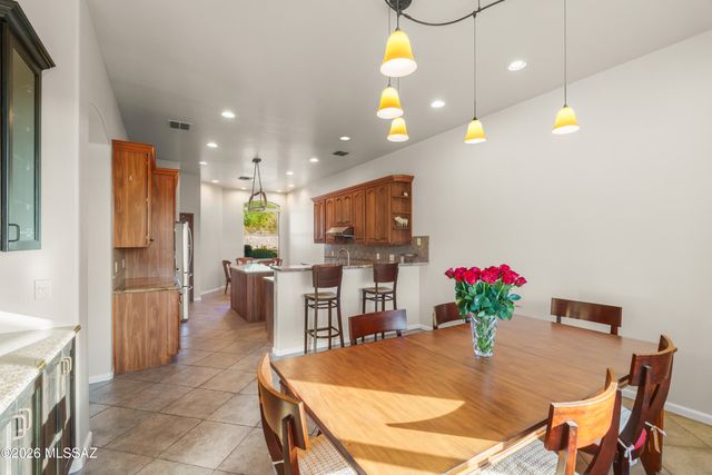 3463 E Corte Paloma Brava, Tucson, AZ 85718